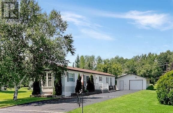34 SUNSET LANE, Renfrew County — photo 2