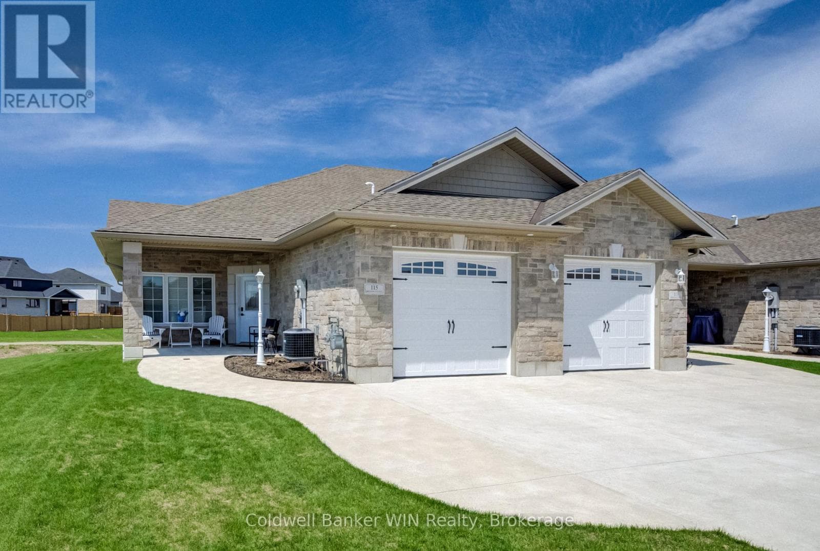 115 BROOMER CRESCENT, OnePoint — photo 2