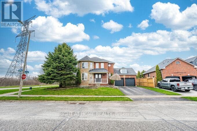 2 CATHERWOOD LANE, Toronto — photo 2