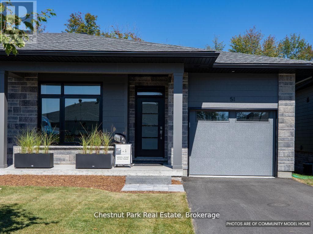 18 PINE NEEDLE WAY in 