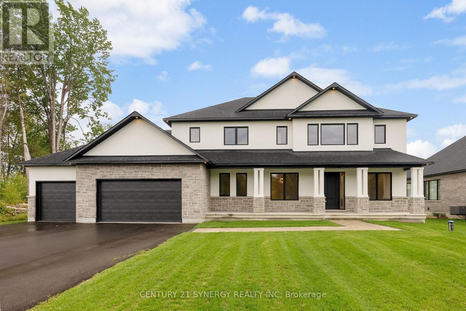 269 CABRELLE PLAZA in MANOTICK