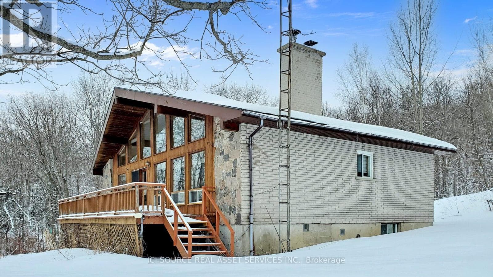 933 FERGUSON ROAD, Toronto — photo 2