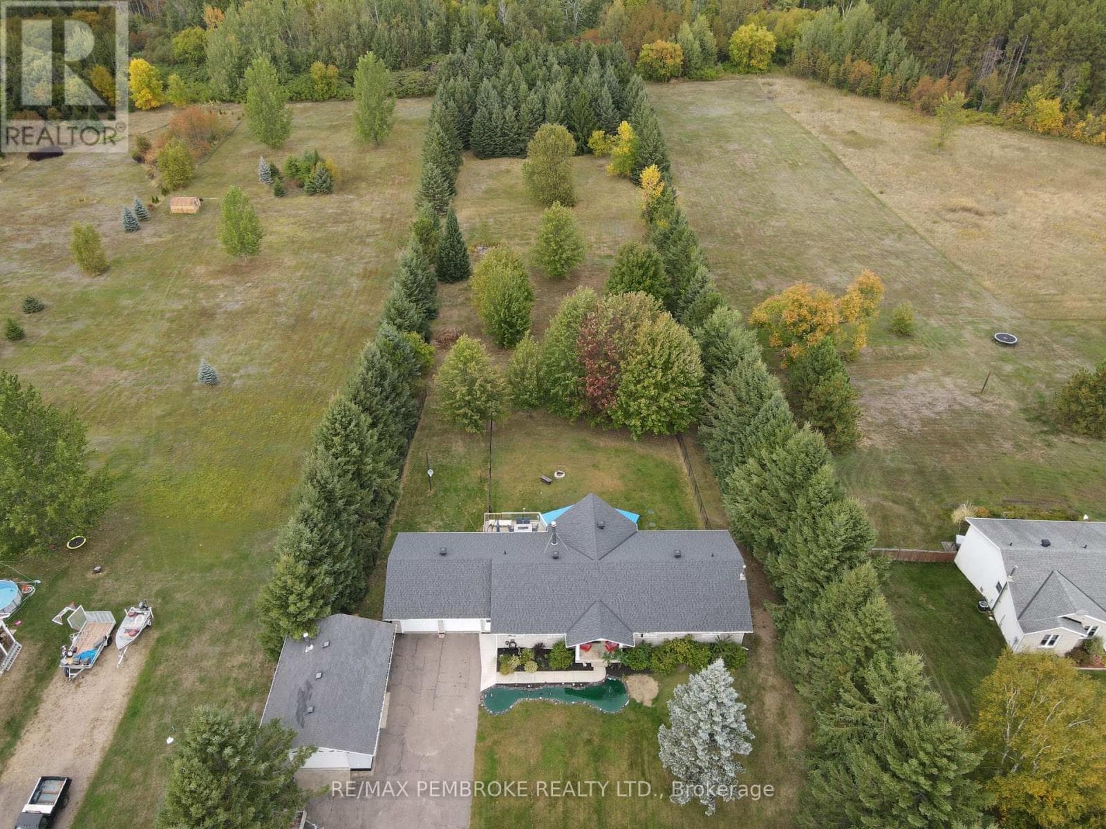 56 ROBERTSON DRIVE, Renfrew County — photo 4