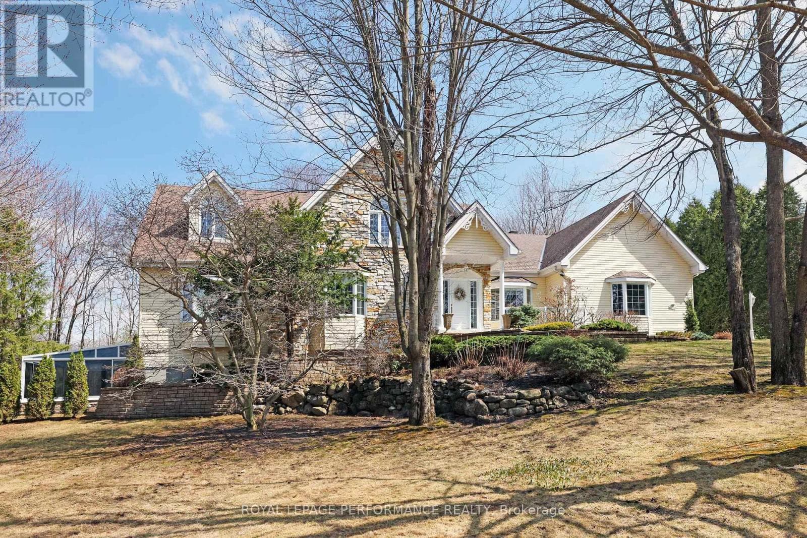 951 GOLF CLUB ROAD, Cornwall — photo 2