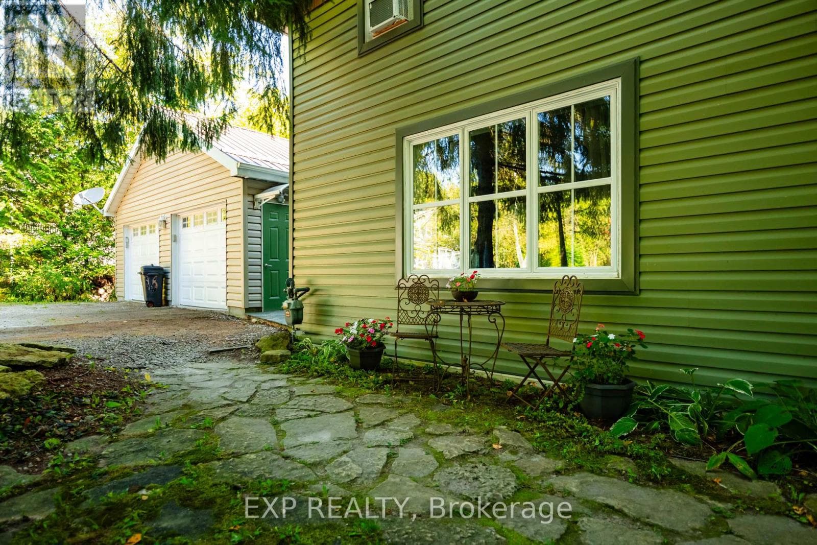 16 MILL STREET, Toronto — photo 4