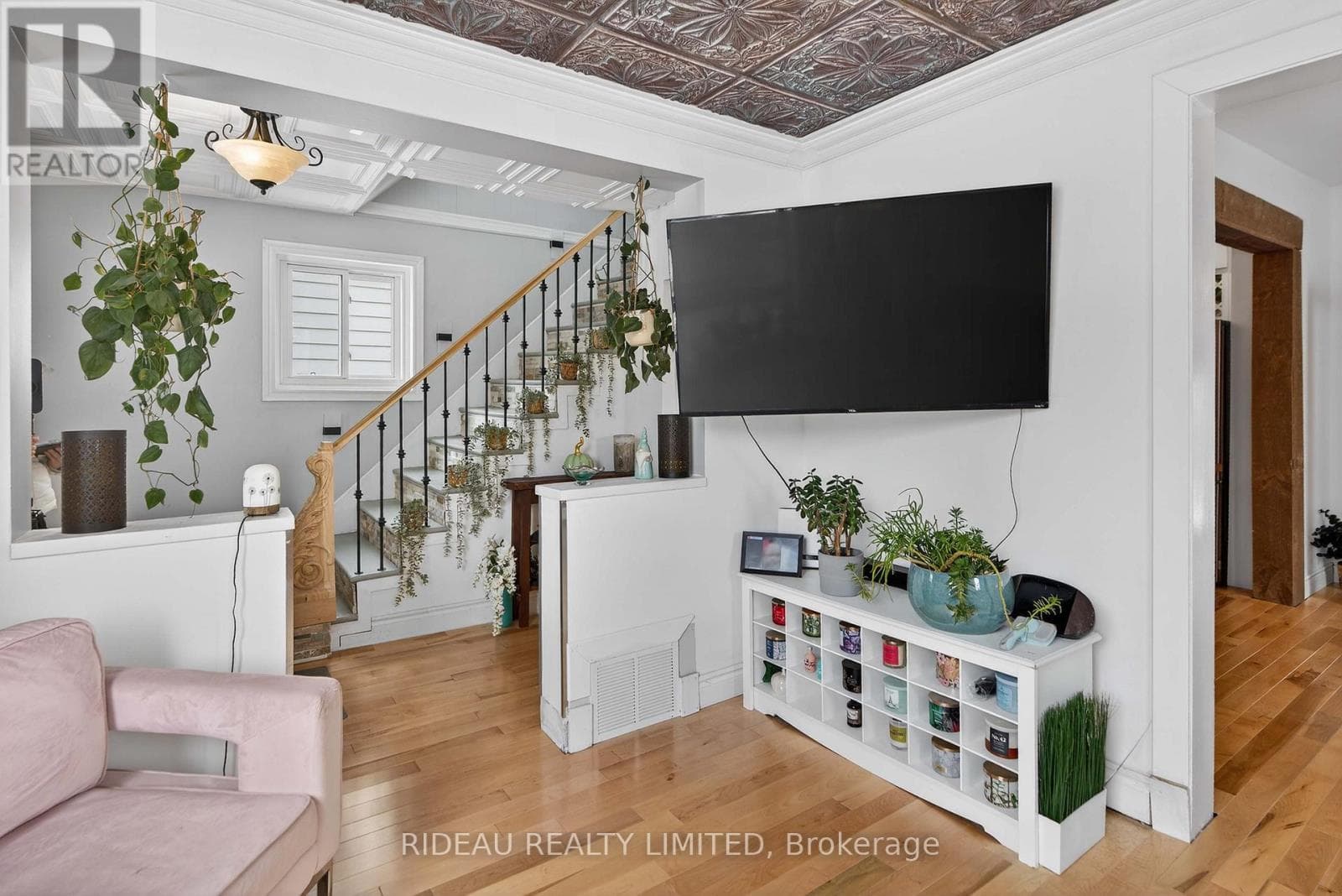 110 MAIN STREET E, Rideau St.Lawrence — photo 5