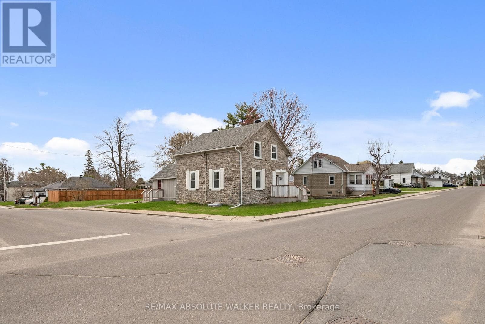 297 PARK STREET EAST, Ottawa — photo 5