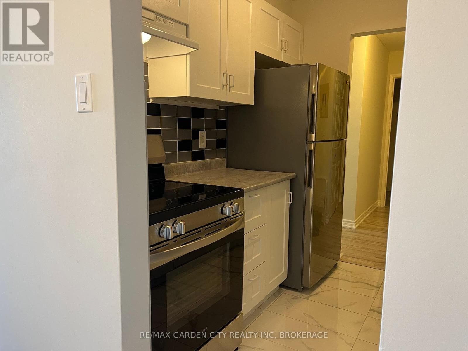 302 - 4692 CRYSLER AVENUE, Niagara — photo 4