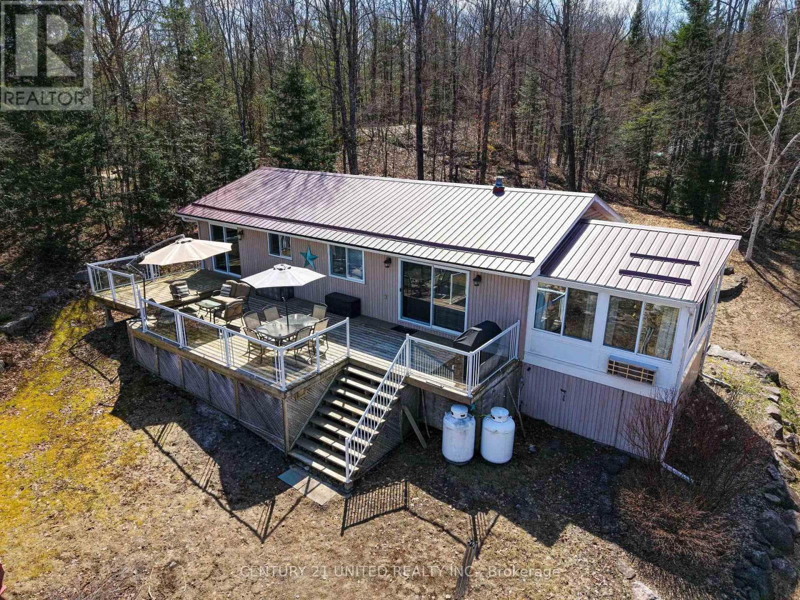 1047 REDWOOD LANE, Central Lakes — photo 5