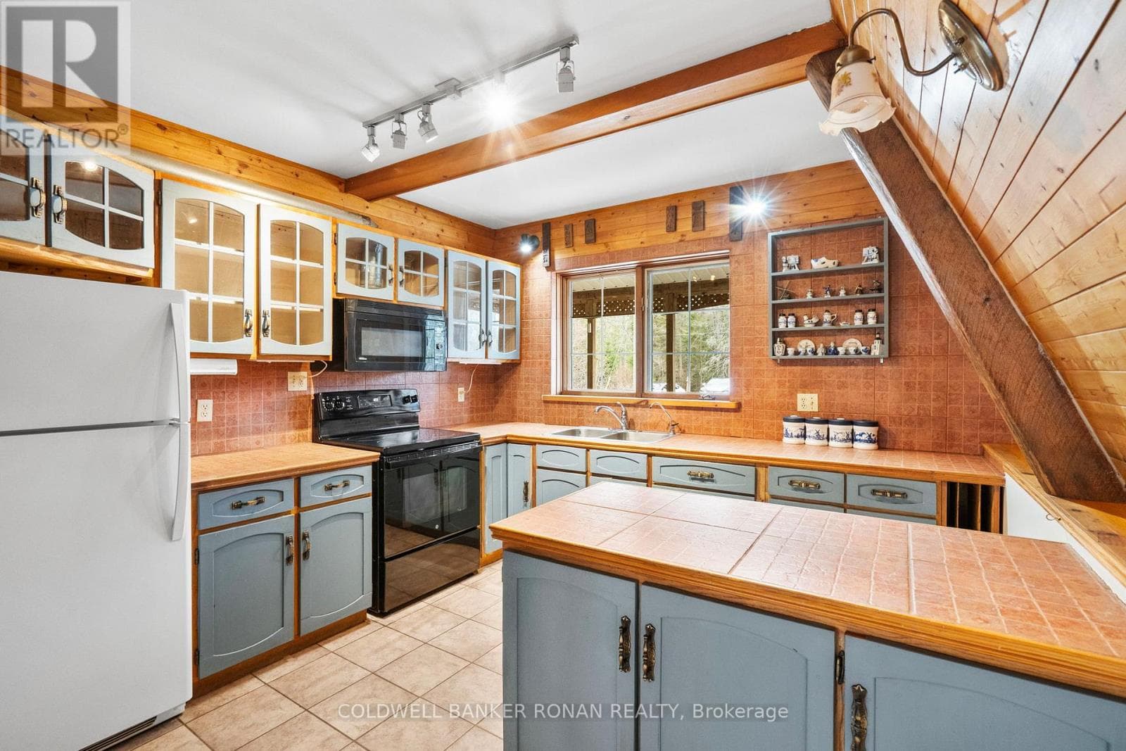 797 FOREST LAKE ROAD, Toronto — photo 4