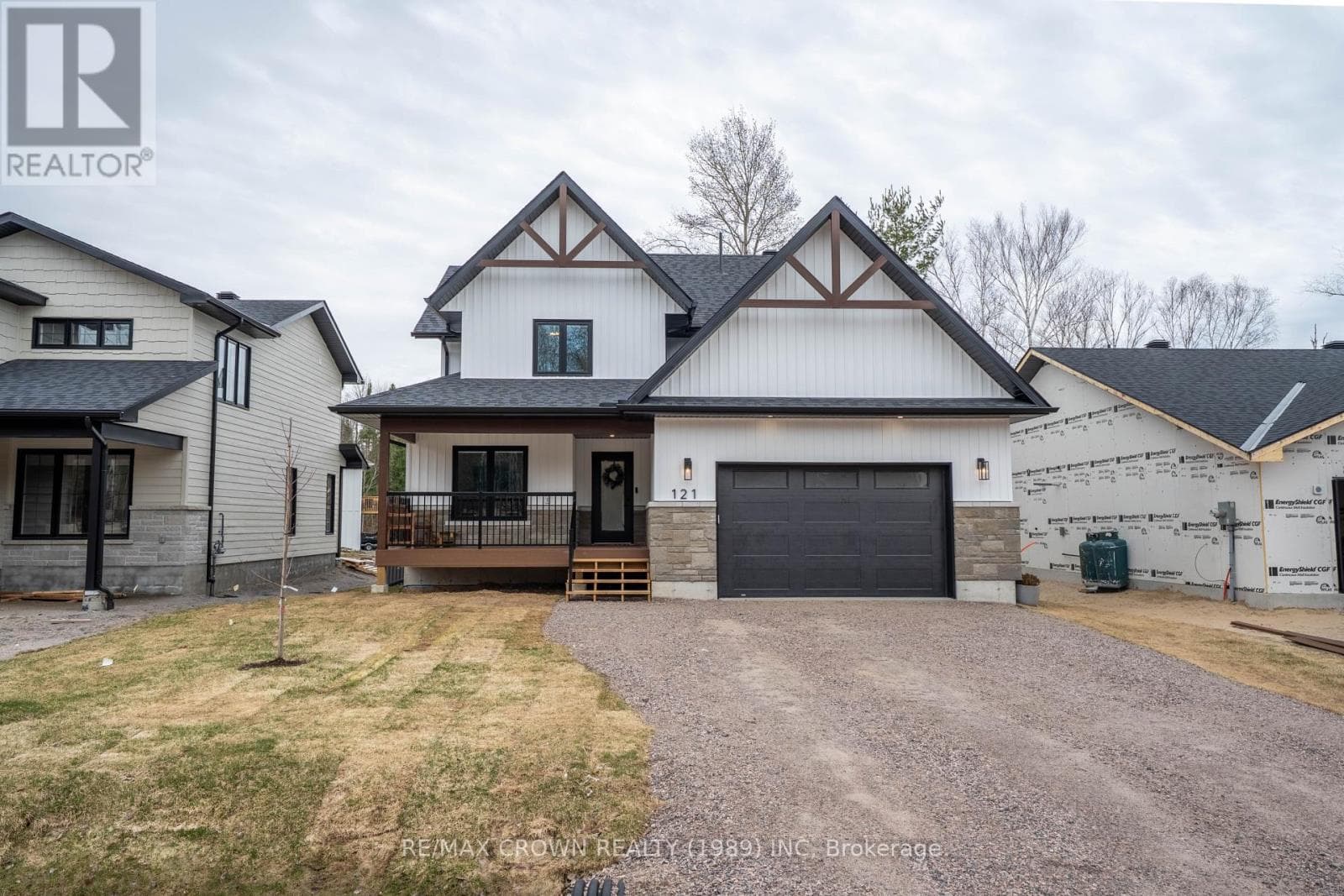 121 GOLF COURSE ROAD in 