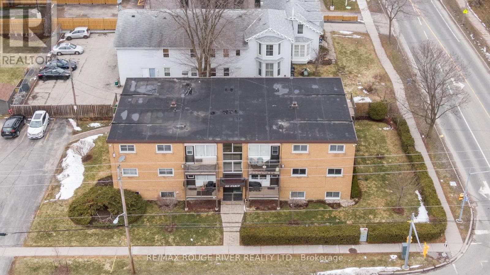 11 - 242 D'ARCY STREET S, Central Lakes — photo 3