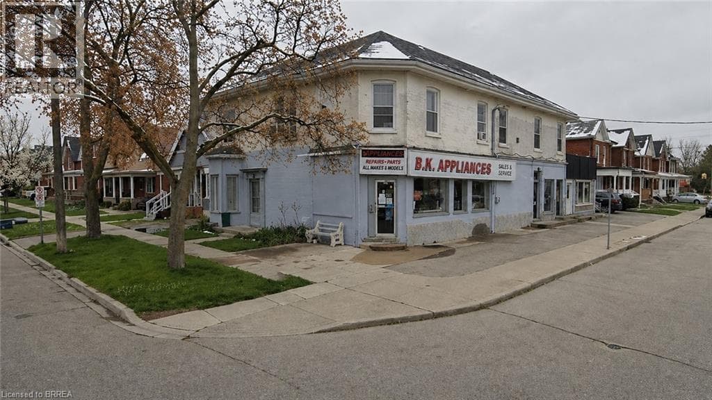 260 MURRAY STREET, Brantford — photo 2