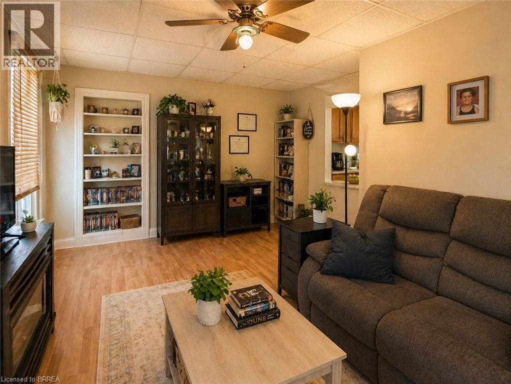 260 MURRAY STREET, Brantford — photo 4