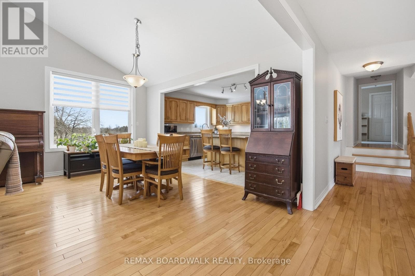 1662 RICHMOND ROAD, Ottawa — photo 3