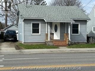 6 McNaughton AVENUE in 