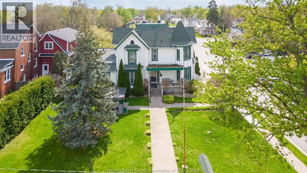 122 TALBOT STREET SOUTH in 