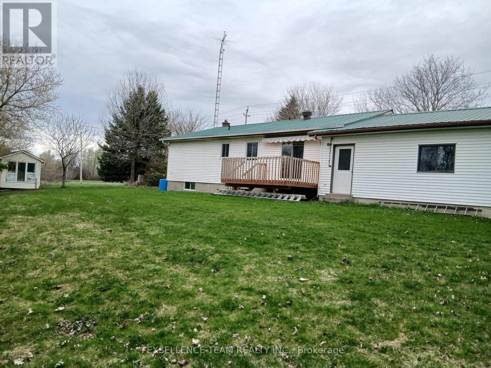 20596 CONC 5 CONCESSION, Cornwall — photo 4
