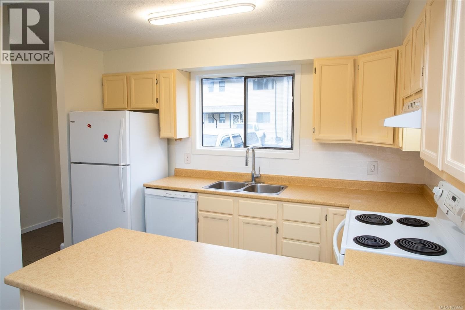 32 3025 Cowichan Lake Rd, Vancouver Island — photo 5