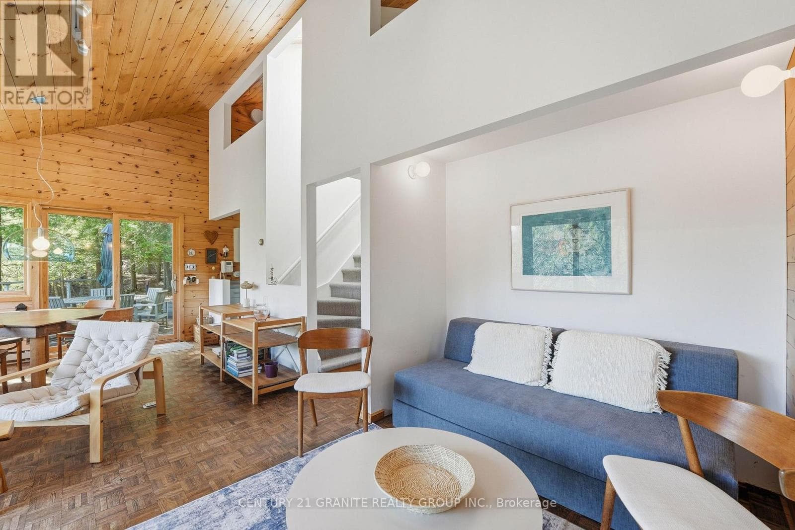 11 SUMAC COURT, Central Lakes — photo 3