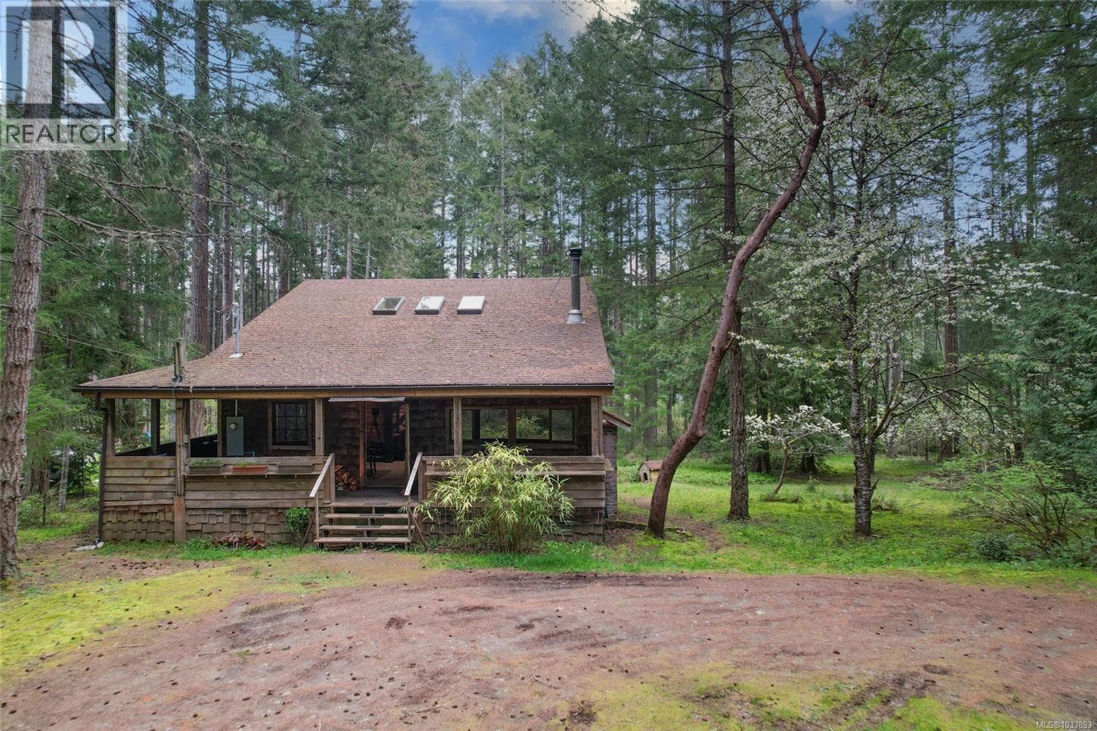 1270 North Rd in 