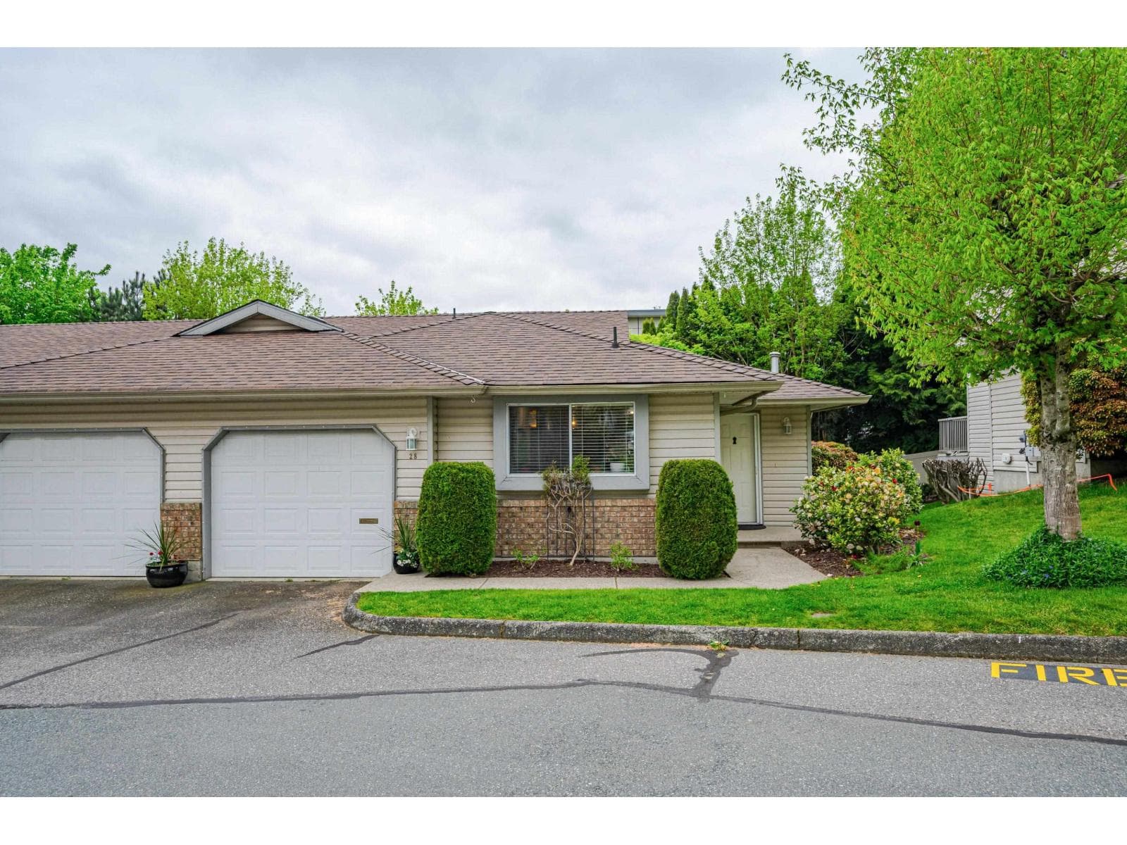 28 2023 WINFIELD DRIVE, Fraser Valley — photo 2