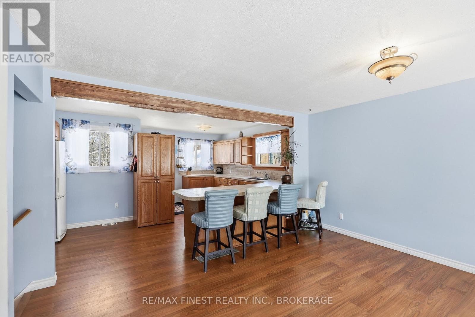 676 LAURIER BOULEVARD, Kingston — photo 4