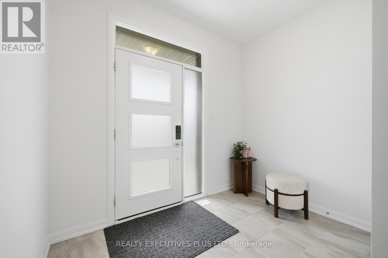 429 STERLING AVENUE, Ottawa — photo 3
