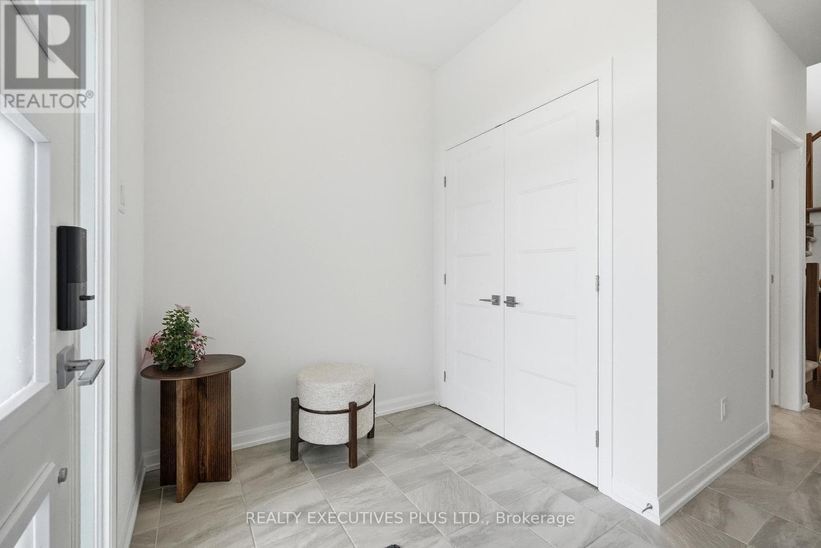 429 STERLING AVENUE, Ottawa — photo 4