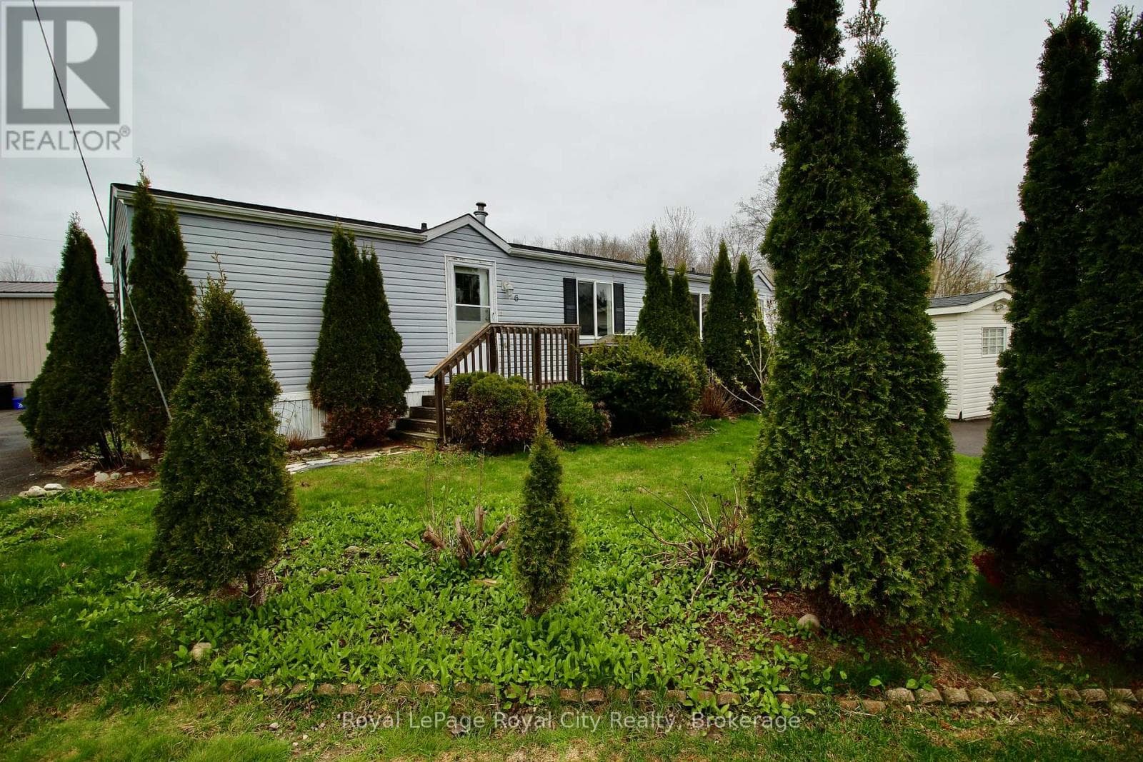 6 OLYMPIA AVENUE, OnePoint — photo 2