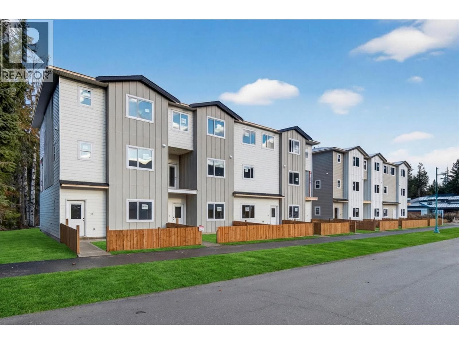 222 TEMPLE STREET UNIT 8 in 