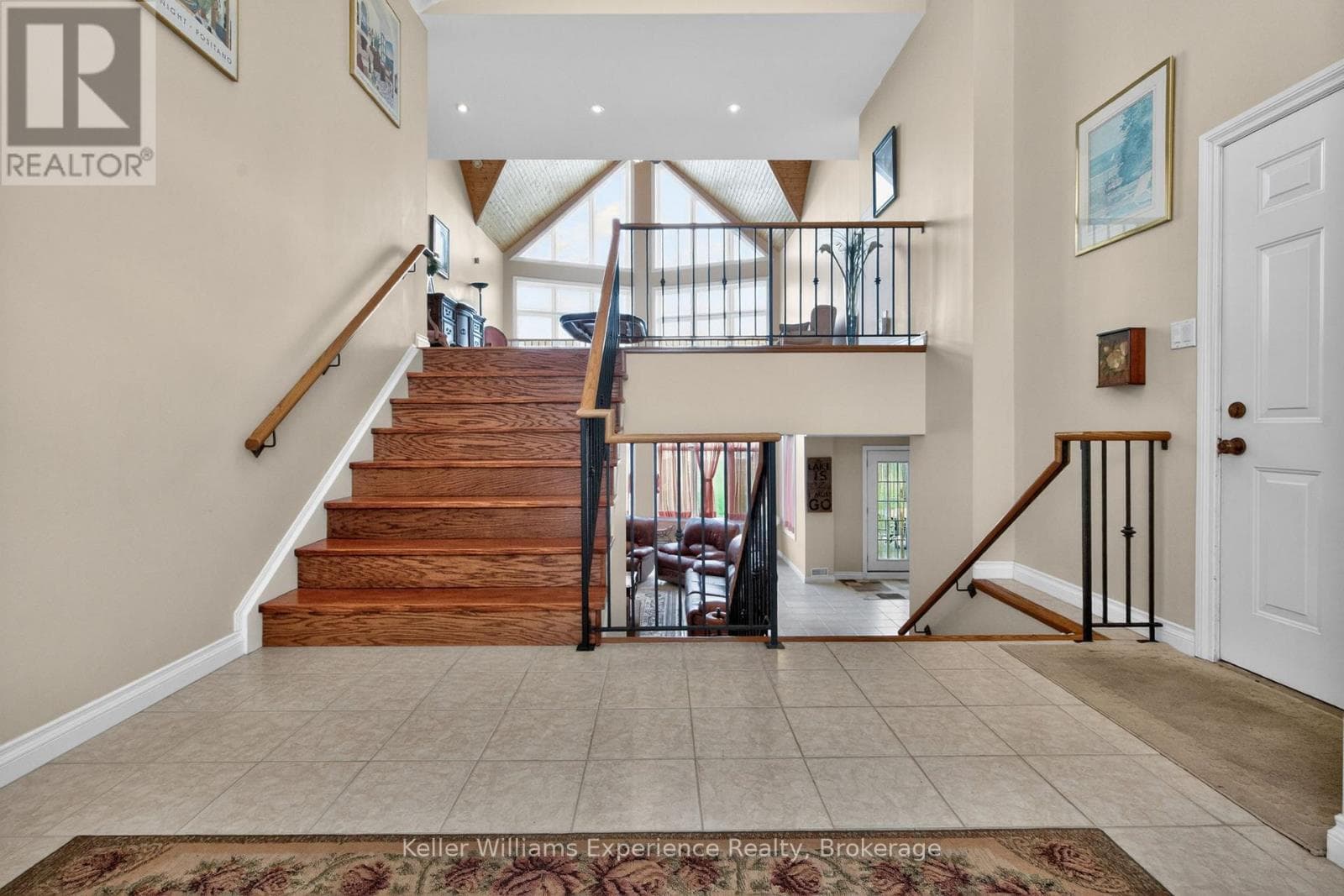 81 SILVER BIRCH CRESCENT, OnePoint — photo 5