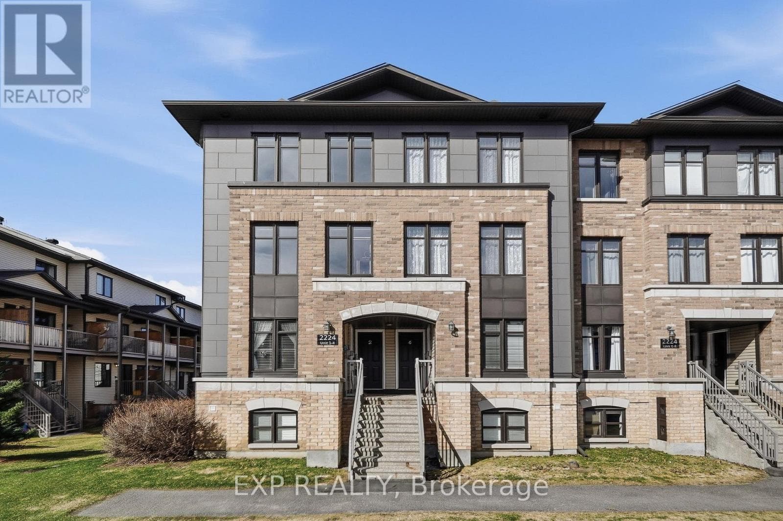 2 - 2224 MARBLE CRESCENT in 