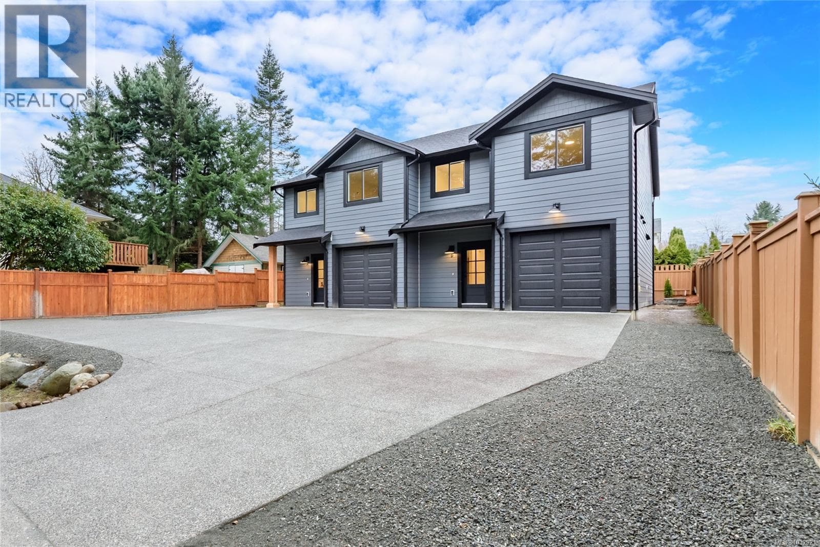 B 1044 Lazo Rd, Vancouver Island — photo 3