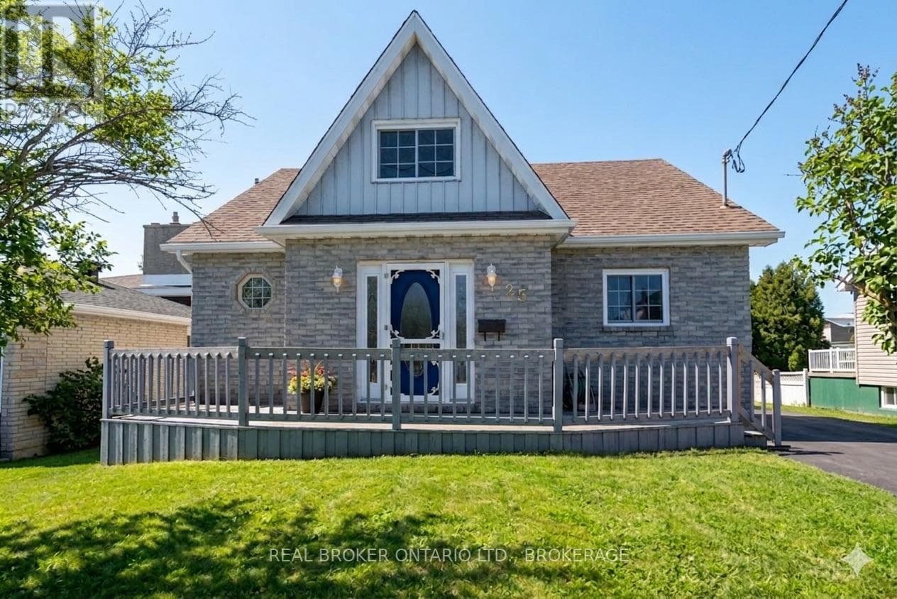25 DUNBAR AVENUE in 
