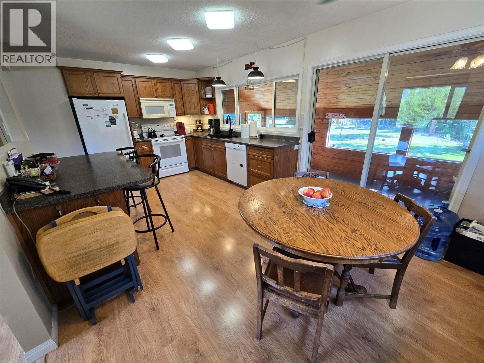1032 CAROLINE ROAD, Interior REALTORS® — photo 2