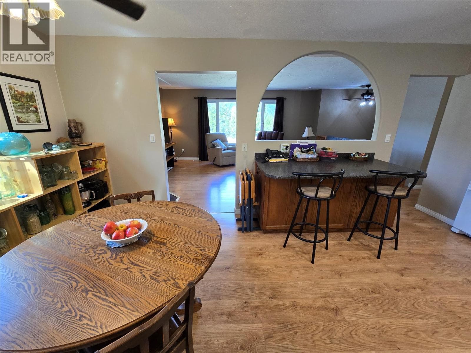 1032 CAROLINE ROAD, Interior REALTORS® — photo 3