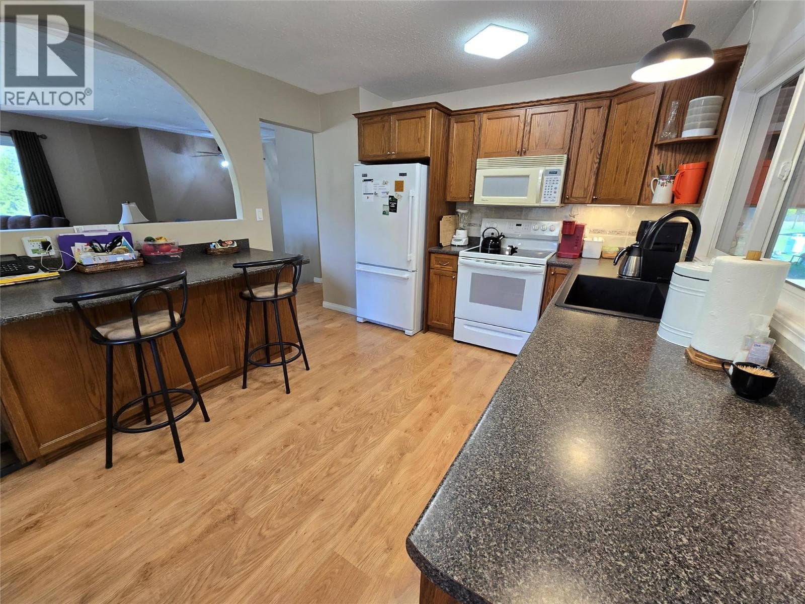 1032 CAROLINE ROAD, Interior REALTORS® — photo 5
