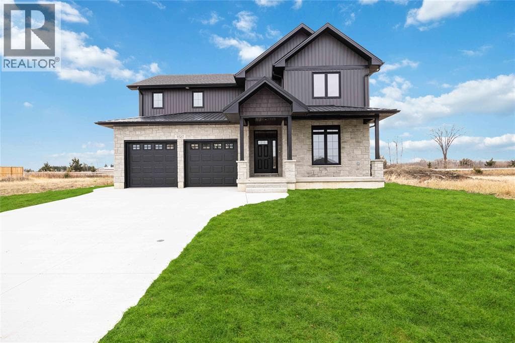 3527 PAUL CRESCENT in 