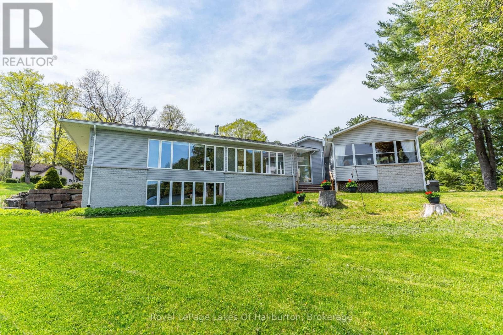 1089 PIONEER ROAD, OnePoint — photo 2