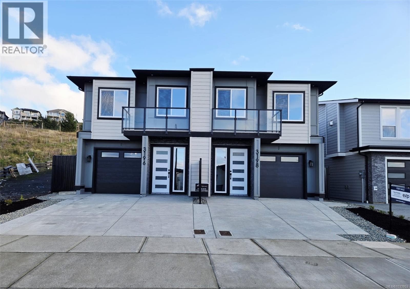3198 Woodrush Dr, Victoria — photo 3