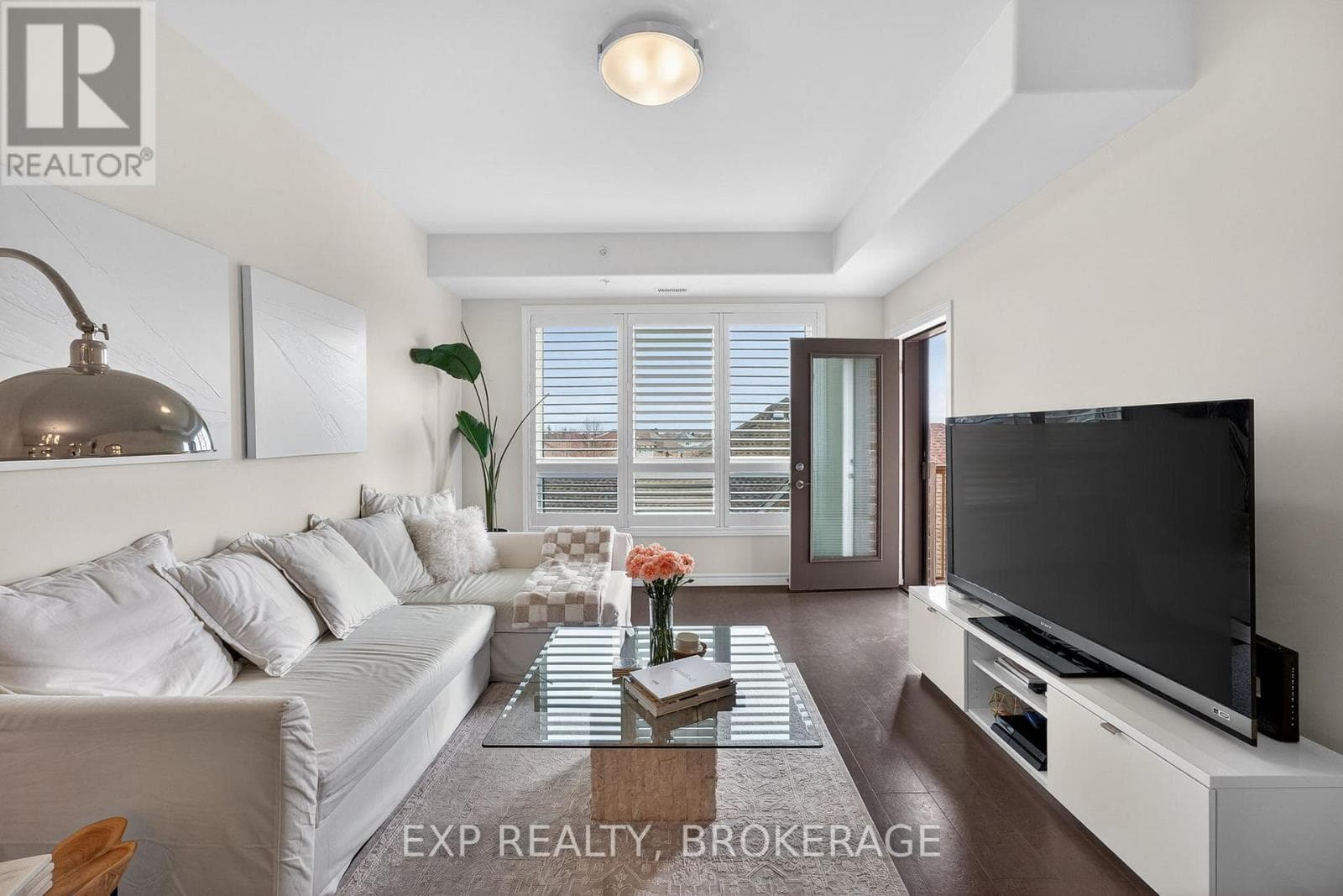 301 - 740 AUGUSTA DRIVE, Kingston — photo 4