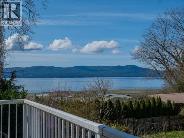 2277 PHILLIPS ROAD, Powell River — photo 2