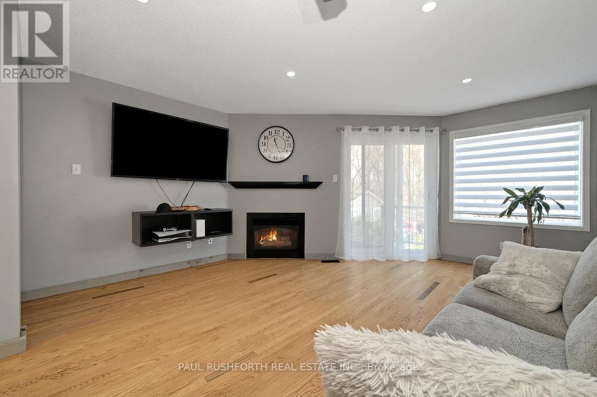 11 - 1400 WILDBERRY COURT, Ottawa — photo 4