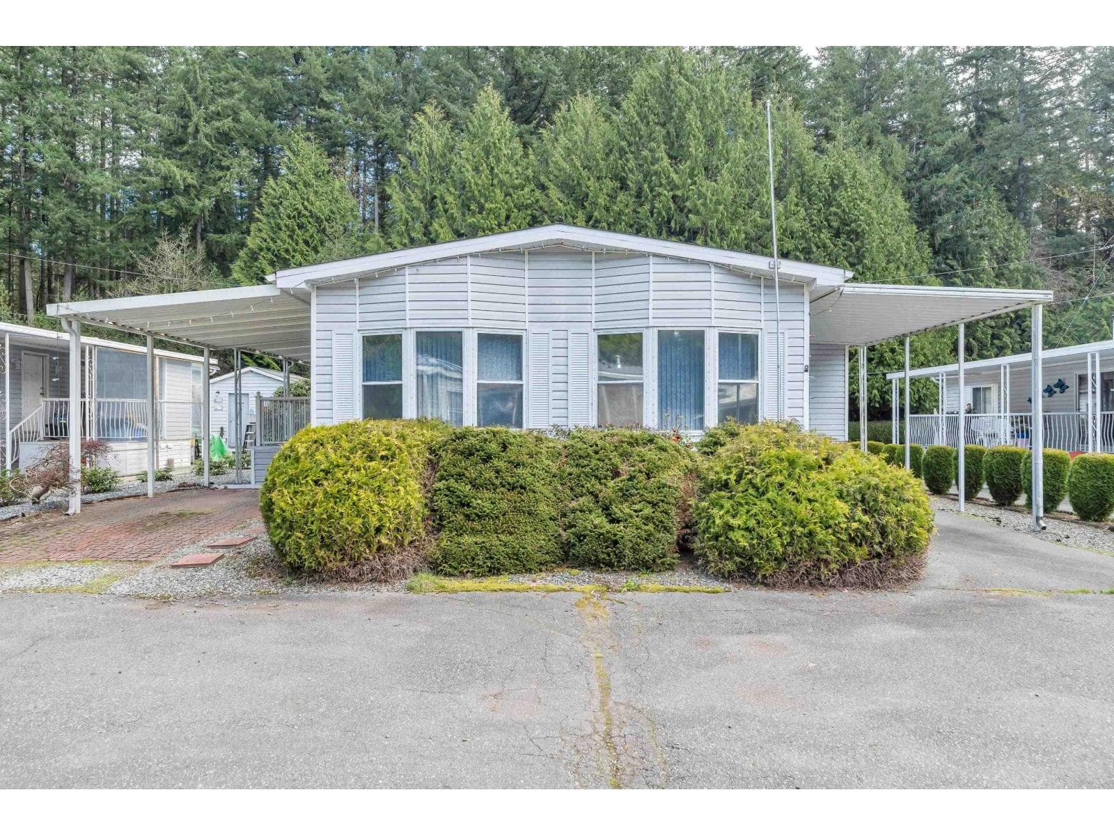 242 20071 24 AVENUE in Fern Ridge