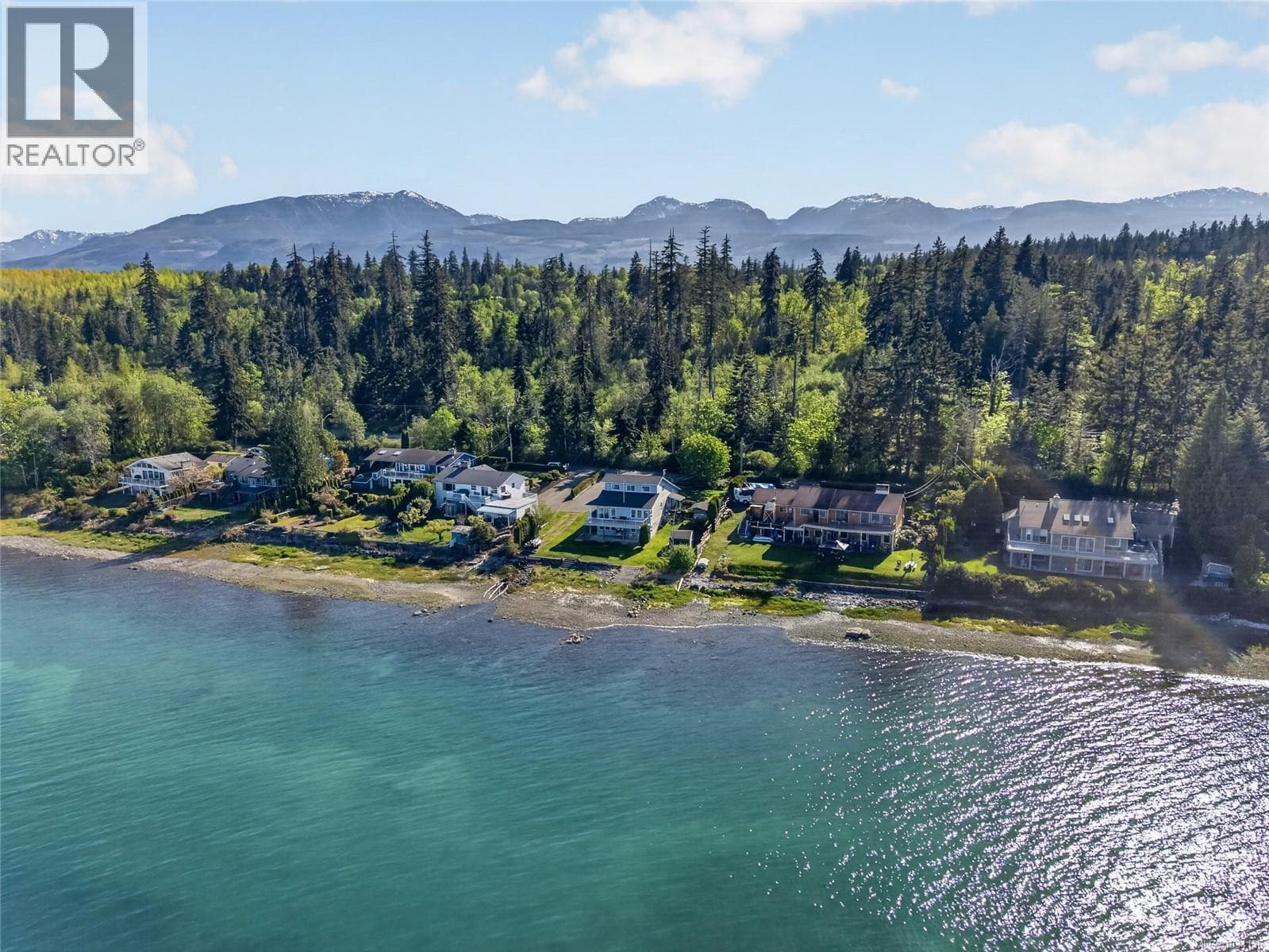 6768 Buckley Bay Frontage Rd W, Vancouver Island — photo 4