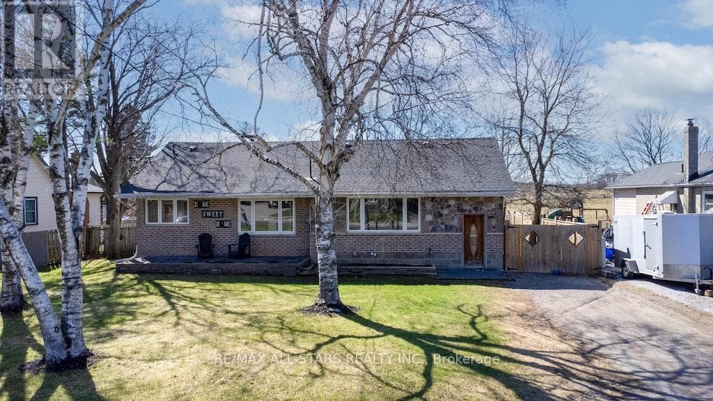 1426 HIGHWAY 7A in Manvers