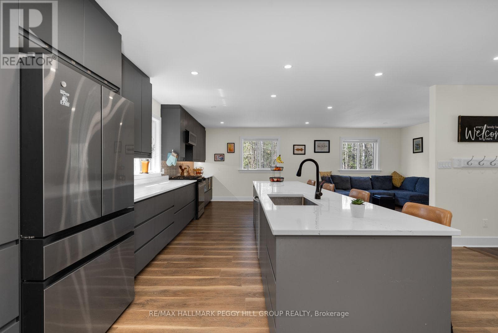 400 RAYMOND ROAD, Toronto — photo 4