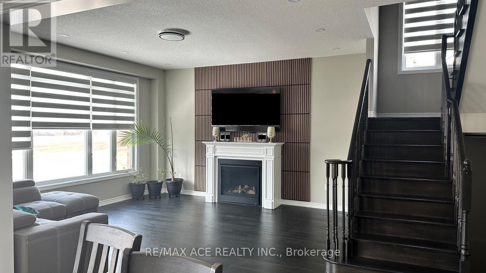 50 GOLDEN MEADOWS DRIVE, Toronto — photo 3