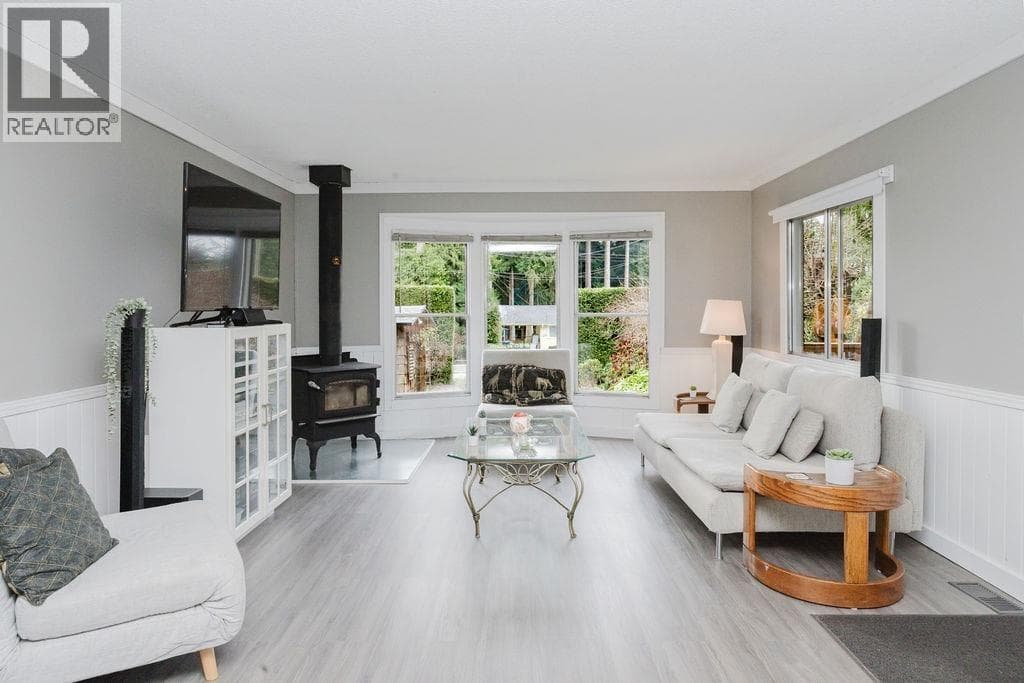 3366 RICHARDS ROAD in 